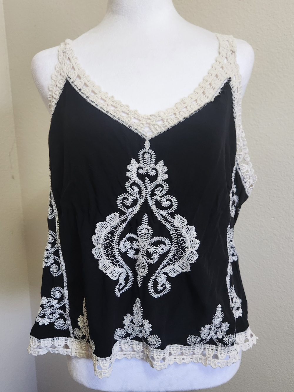 Ultra Pink Embroidered Black Ivory Tank Top Women L Cotton Boho Hippie Festival